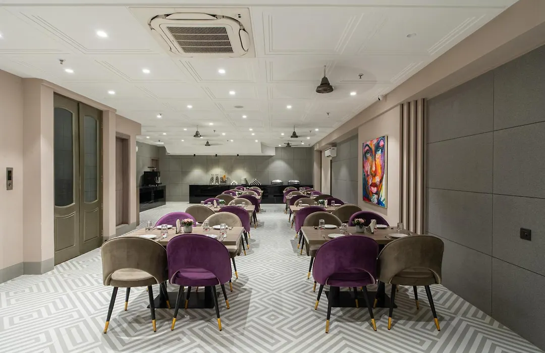 Hotel Sunstar Grand-1